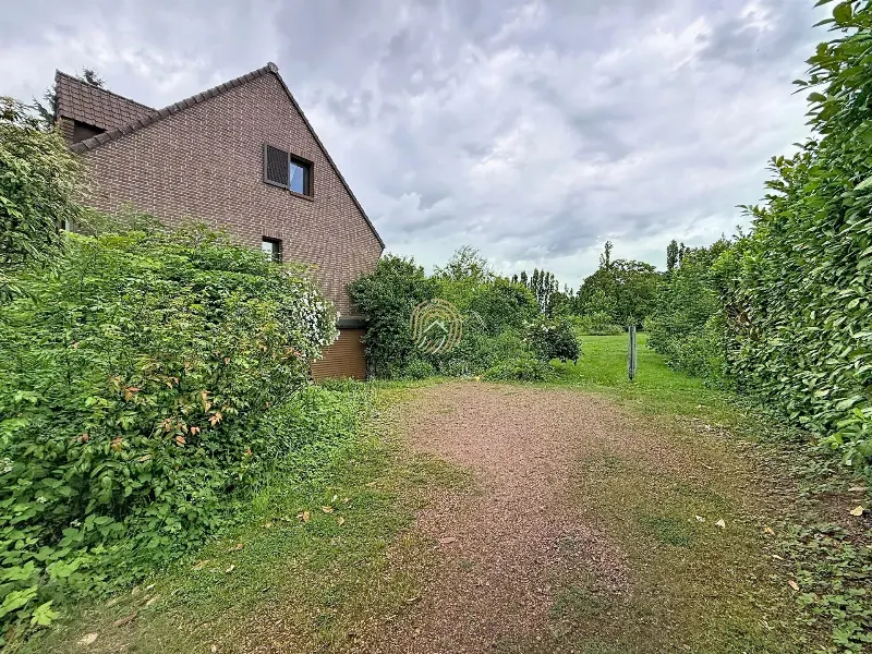 Maison semi plain-pied sur grand terrain — photo 15