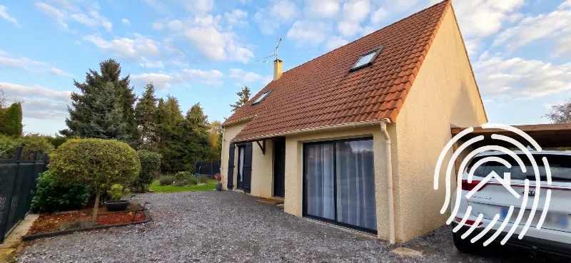 Pavillon individuel familial de 106 m² sur terrain clos de plus de 1 000 m²