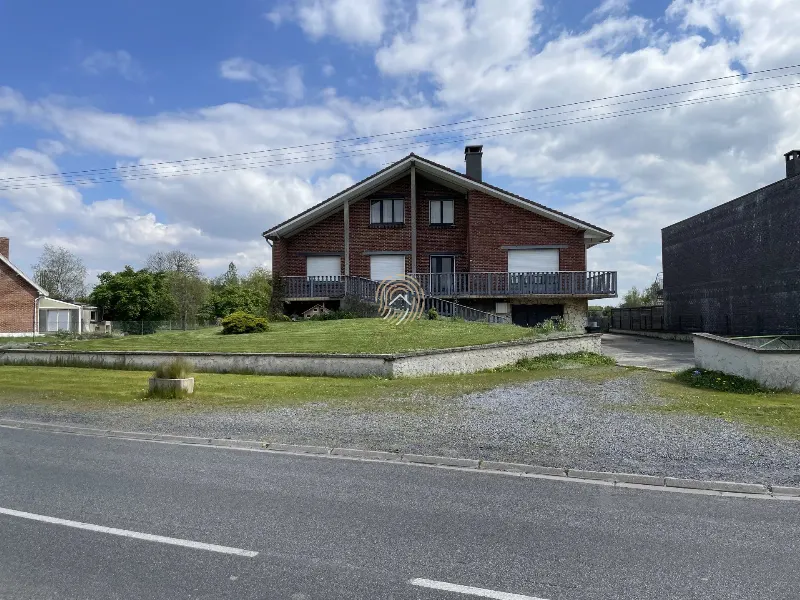 Maison familiale sur vaste terrain — photo 12