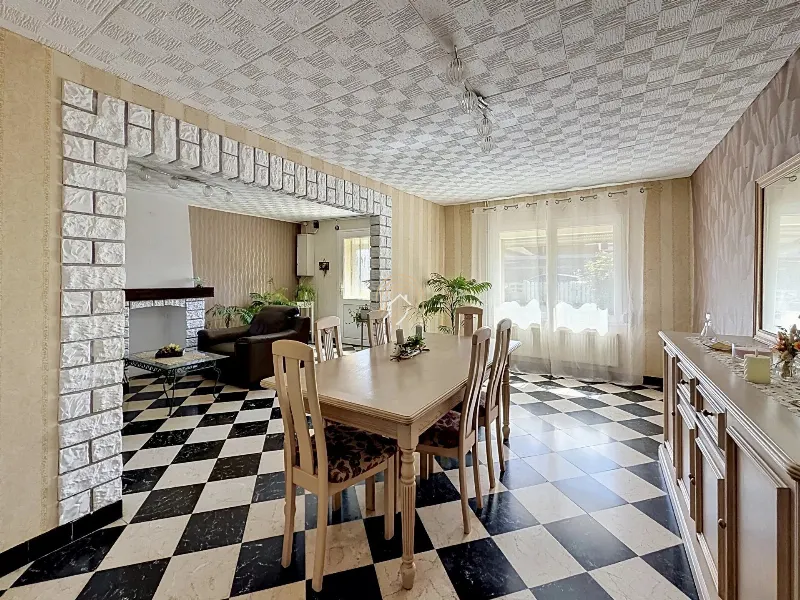 Maison au calme avec potentiel