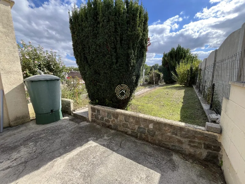 ESCAUDAIN – Maison de ville avec jardin – Possibilité 4 chambres ! — photo 3