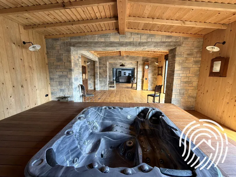 Ensemble immobilier de 430 m² avec bureaux, dépendances et stationnements — photo 21