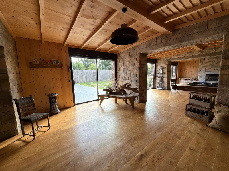ENSEMBLE IMMOBILIER DE 430 M² AVEC BUREAUX, DÉPENDANCES ET STATIONNEMENTS — photo 22