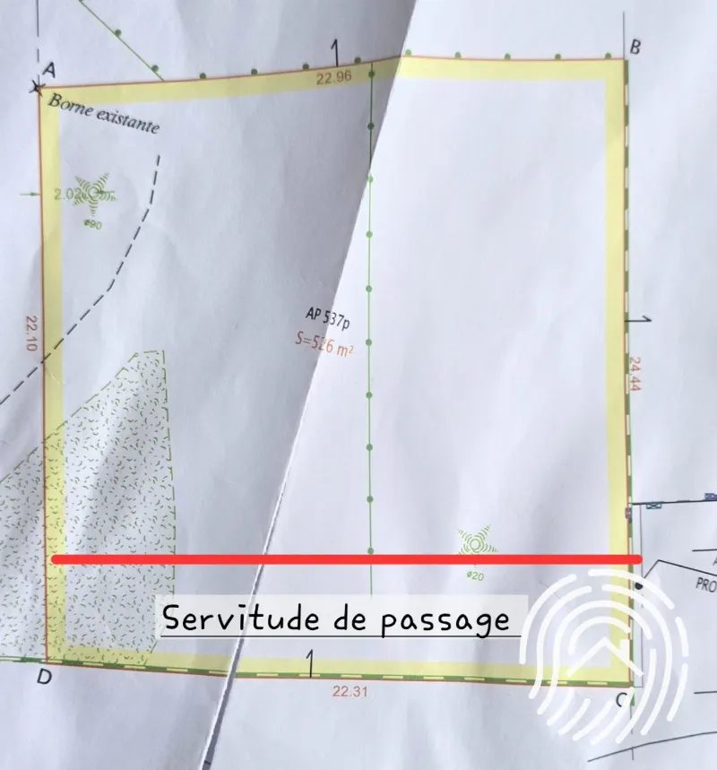 Terrain constructible de 430 m² — Calme, intimité et cadre recherché à Brebières