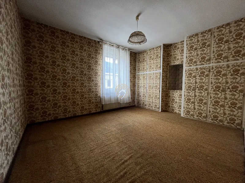 ESCAUDAIN – Maison de ville avec jardin – Possibilité 4 chambres ! — photo 10