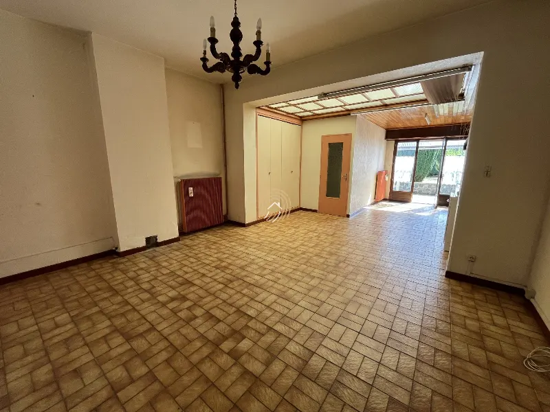 ESCAUDAIN – Maison de ville avec jardin – Possibilité 4 chambres ! — photo 7