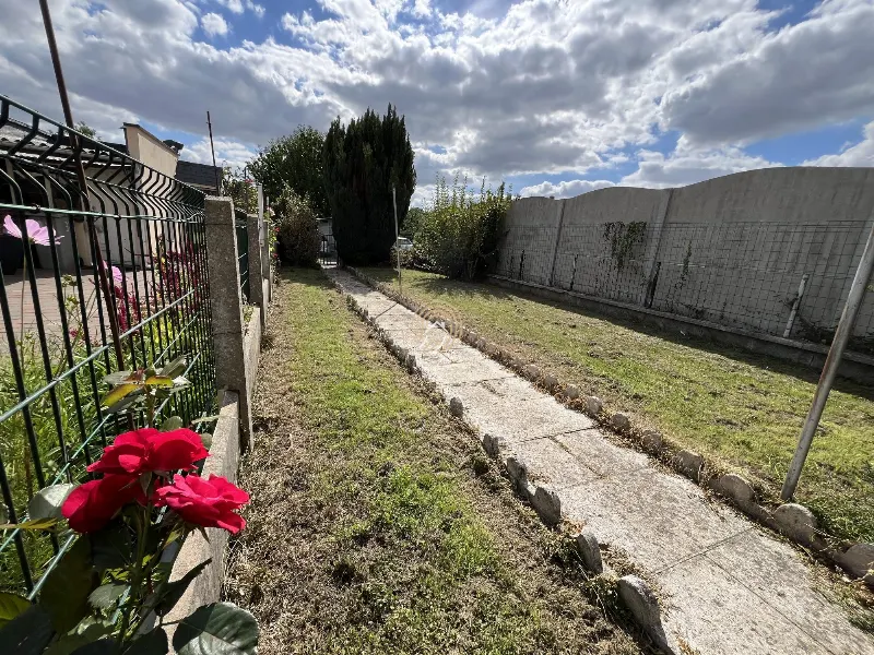 ESCAUDAIN – Maison de ville avec jardin – Possibilité 4 chambres ! — photo 5
