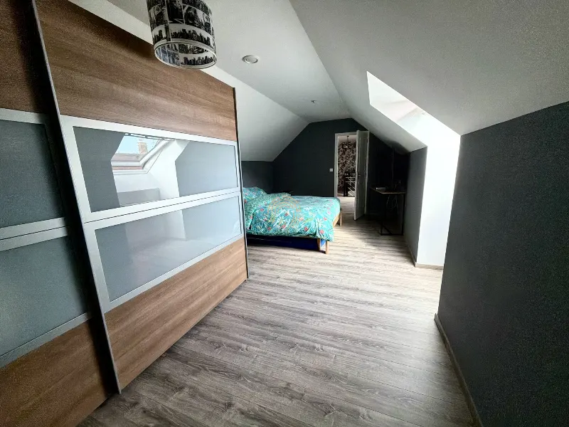 ENSEMBLE IMMOBILIER DE 430 M² AVEC BUREAUX, DÉPENDANCES ET STATIONNEMENTS — photo 16