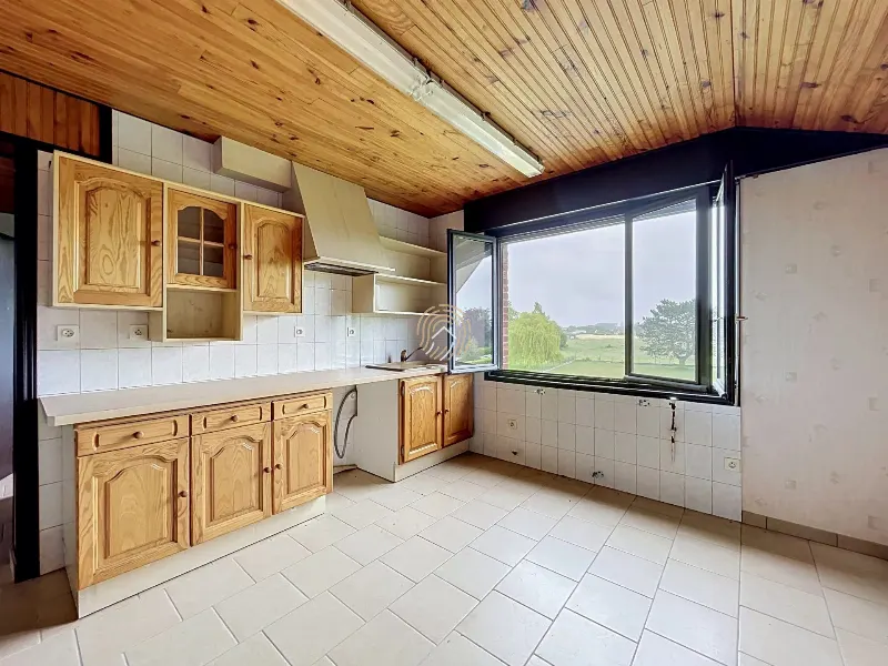 Maison familiale sur vaste terrain — photo 11