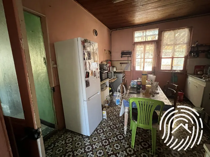 Maison à rénover en totalité — photo 3